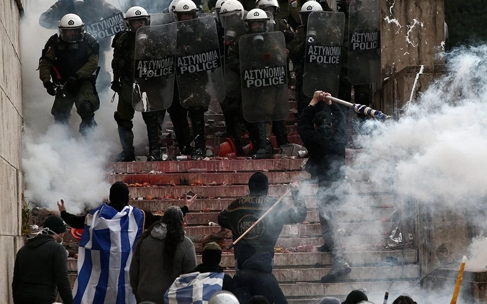 Αποκαλύπτεται η προβοκάτσια: Η κρατική ασφάλεια γνώριζε ότι μπήκαν αναρχικοί στο συλλαλητήριο – Τελούσαν σε αναμονή εντολών